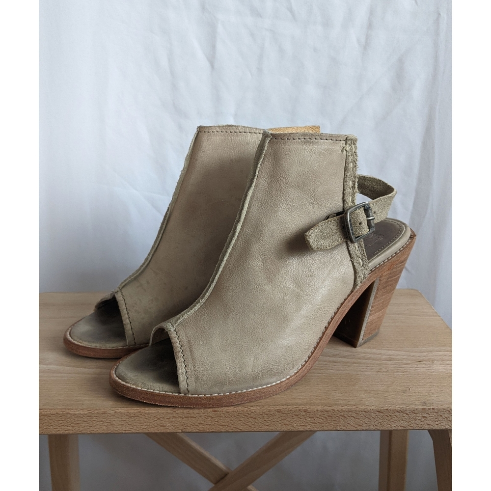 Frye Leather Shield Sling Heel - Gray Tan